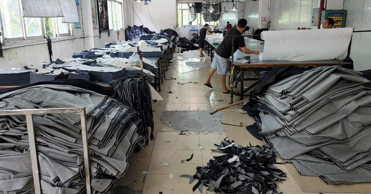 데님 제작 재단실 - 청바지 OEM 공정